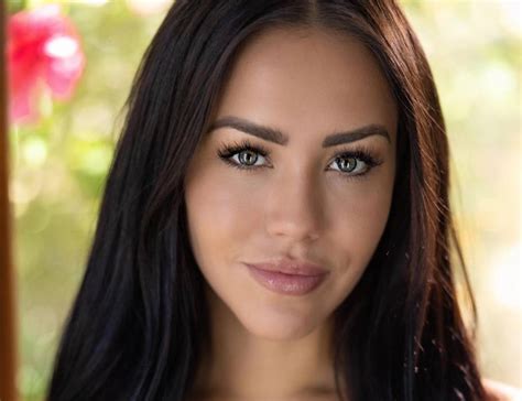 alina lopez net worth|Alina Lopez (Actress) Wiki, Age, Net Worth, Videos,。